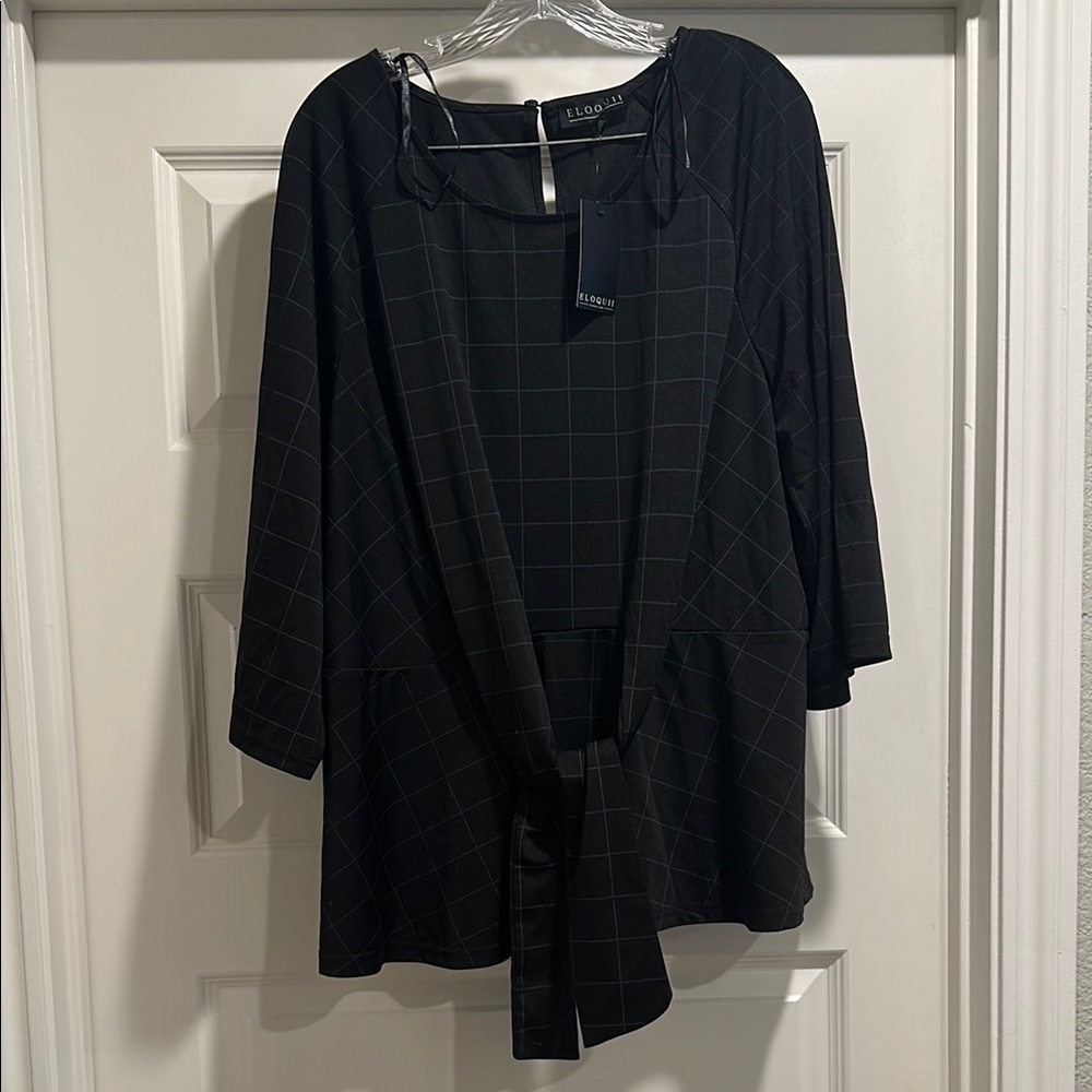 Le Lis Women's Black Grid Blouse